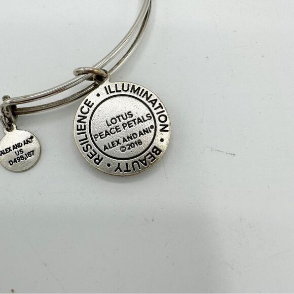 Alex and‎ Ani Lotus Peace Petals charm bracelet adjustable Bangle boho - Picture 7 of 8